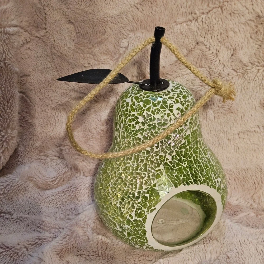 Green Mosaic Glass Pear Bird Feeder Hanging Garden Decor Outdoor Yard Farmhouse